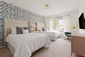 Flamingo Grove Resort Home With Pool Game Room Free On-site Water Park