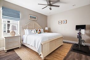 Miramar Dream House Fully Stocked Home w Pool Hot Tub Near Beach