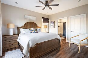 Miramar Dream House Fully Stocked Home w Pool Hot Tub Near Beach