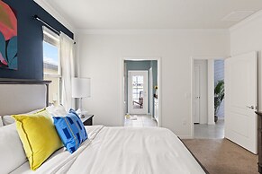 Twice-as-nice Resort Home Near Disney Pool and Game Room 20 Guests