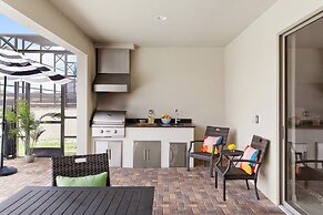 Twice-as-nice Resort Home Near Disney Pool and Game Room 20 Guests