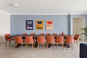 Twice-as-nice Resort Home Near Disney Pool and Game Room 20 Guests