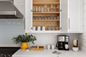 Bohemian Beach Retreat Fully Stocked Villa Near Beach w Pool Outdoor D