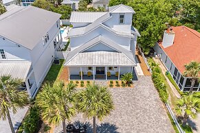 Bohemian Beach Retreat Fully Stocked Villa Near Beach w Pool Outdoor D