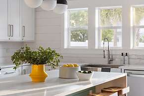 Bohemian Beach Retreat Fully Stocked Villa Near Beach w Pool Outdoor D