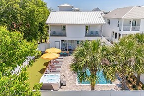 Bohemian Beach Retreat Fully Stocked Villa Near Beach w Pool Outdoor D