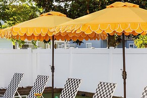 Bohemian Beach Retreat Fully Stocked Villa Near Beach w Pool Outdoor D