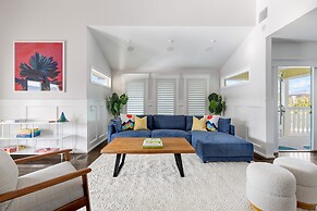 Woodward Way Luxe Villa Near Beach w Pool Hot Tub Stocked Chef s Kitch