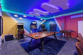 Shadow Mountain Family Oasis w Game Room Pool Resort Access Themed Roo