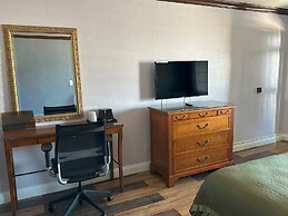 Circle City Inn