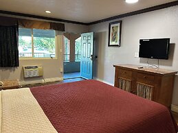 Circle City Inn