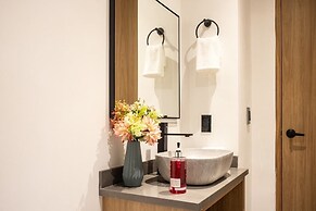 Cozy Stadio Hideaway Rosa Negra