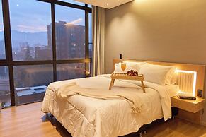 Warm and Cozy Stadio Suite Rosa Negra