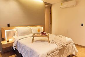 Warm and Cozy Stadio Suite Rosa Negra