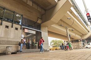 Warm and Cozy Stadio Suite Rosa Negra