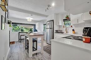 Zen 2br, 7 Min From Beach & Airport, Save Now!