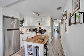 Zen 2br, 7 Min From Beach & Airport, Save Now!