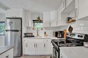 Zen 2br, 7 Min From Beach & Airport, Save Now!