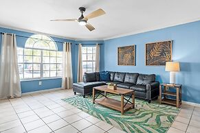 3-br Condo Near Disney Family-friendly Retreat
