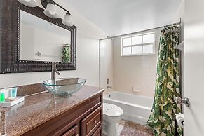 3-br Condo Near Disney Family-friendly Retreat