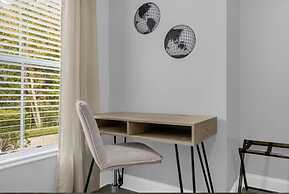 3BR Condo w/ BBQ & Heated Pool Near Disney & Malls