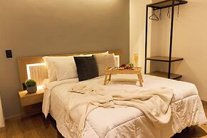 Rosa Negra's Cozy Stadio Suite With Jacuzzi