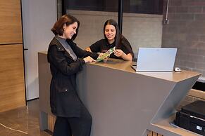 Stadio's Cozy Rosa Negra Suite