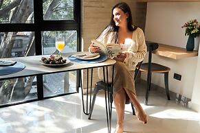 Stadio's Cozy Rosa Negra Suite