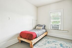 Spacious 4BR Getaway: Perfect for Family & Friends