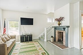 Spacious 4BR Getaway: Perfect for Family & Friends