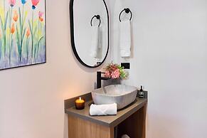 Cozy Aparta-suite Stadio Jacuzzi Rosa Negra