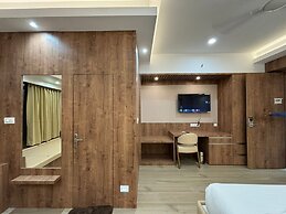 The Pearl Club Resort