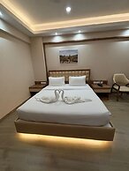 The Pearl Club Resort