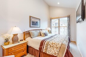 Family - Friendly 3 Bedroom in River Run Village With Mountain View