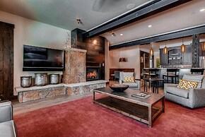 Breck_summit_at_shockhill