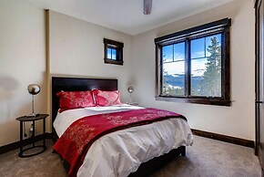 Breck_summit_at_shockhill