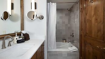 Vail Village Gravity Haus 2 Bedroom Condo