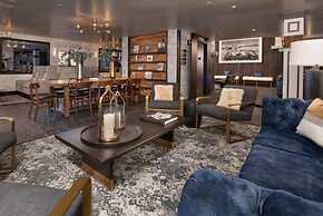 Vail Village Gravity Haus 2 Bedroom Condo