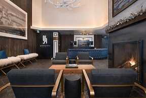 Vail Village Gravity Haus 2 Bedroom Condo