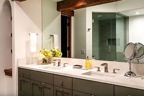 Vail_gore_creek_bergrose_5bd