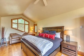 Breckenridge 5 Bedroom Luxury Home w/ Hot Tub & Views!