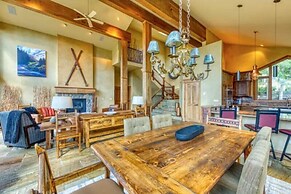 Breckenridge 5 Bedroom Luxury Home w/ Hot Tub & Views!