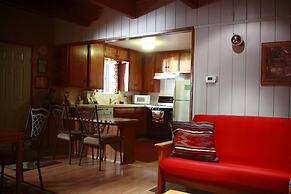 Sleepy Hollow Cabins and Hotel