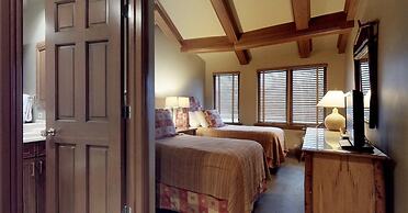 Vail Village Plaza Lodge 2 Bedroom Plus Loft