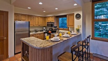 Beaver_creek_chalet_campo