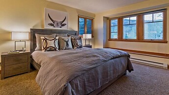 Beaver_creek_chalet_campo