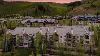Beaver_creek_chalet_brio
