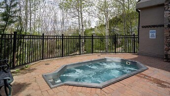 Beaver_creek_chalet_brio