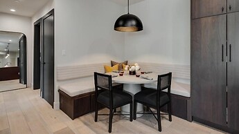 Beaver_creek_chalet_brio