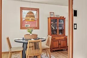 Burrow by Bidwell Cozy Arrowhead Lake Escape With Pools and Outdoor Ad